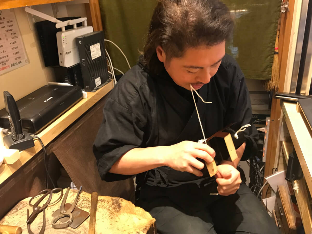 浅草辻屋本店の挿げ技 | 雪駄 下駄 草履 浅草老舗 辻屋本店