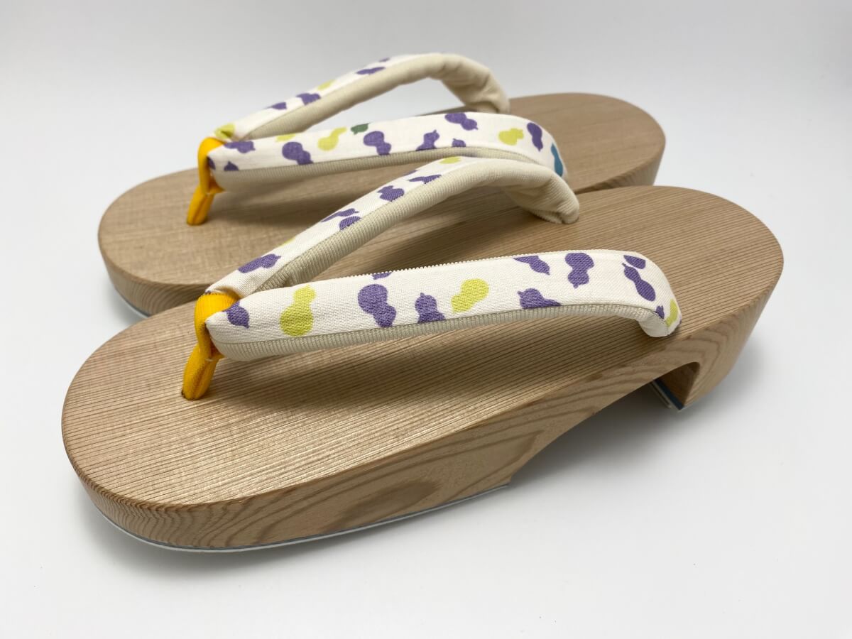 [女物]ねずこ 高右近下駄(S)(M)(L)(LL)