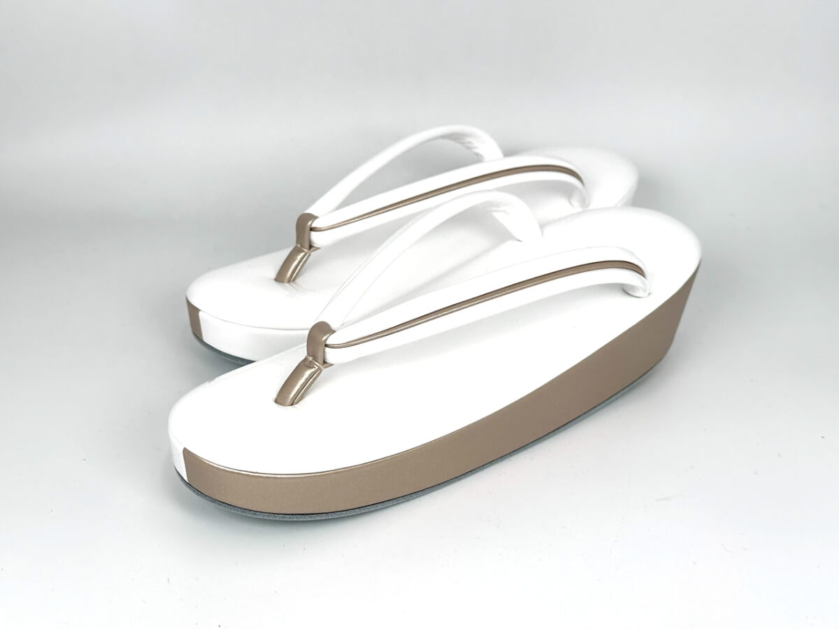 [女物]牛革エナメル 草履 明暮（あけくれ）(M)